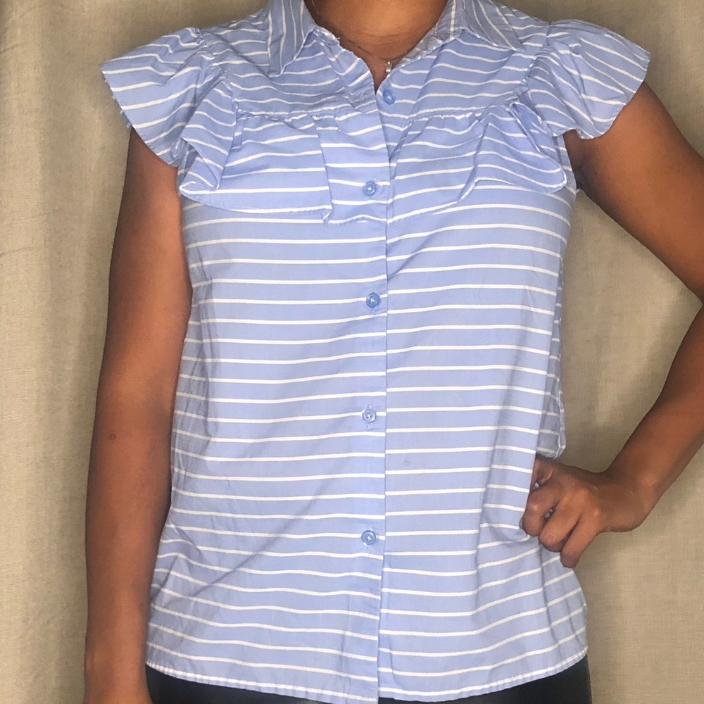 Who What Wear Blue stripe top Size Medium